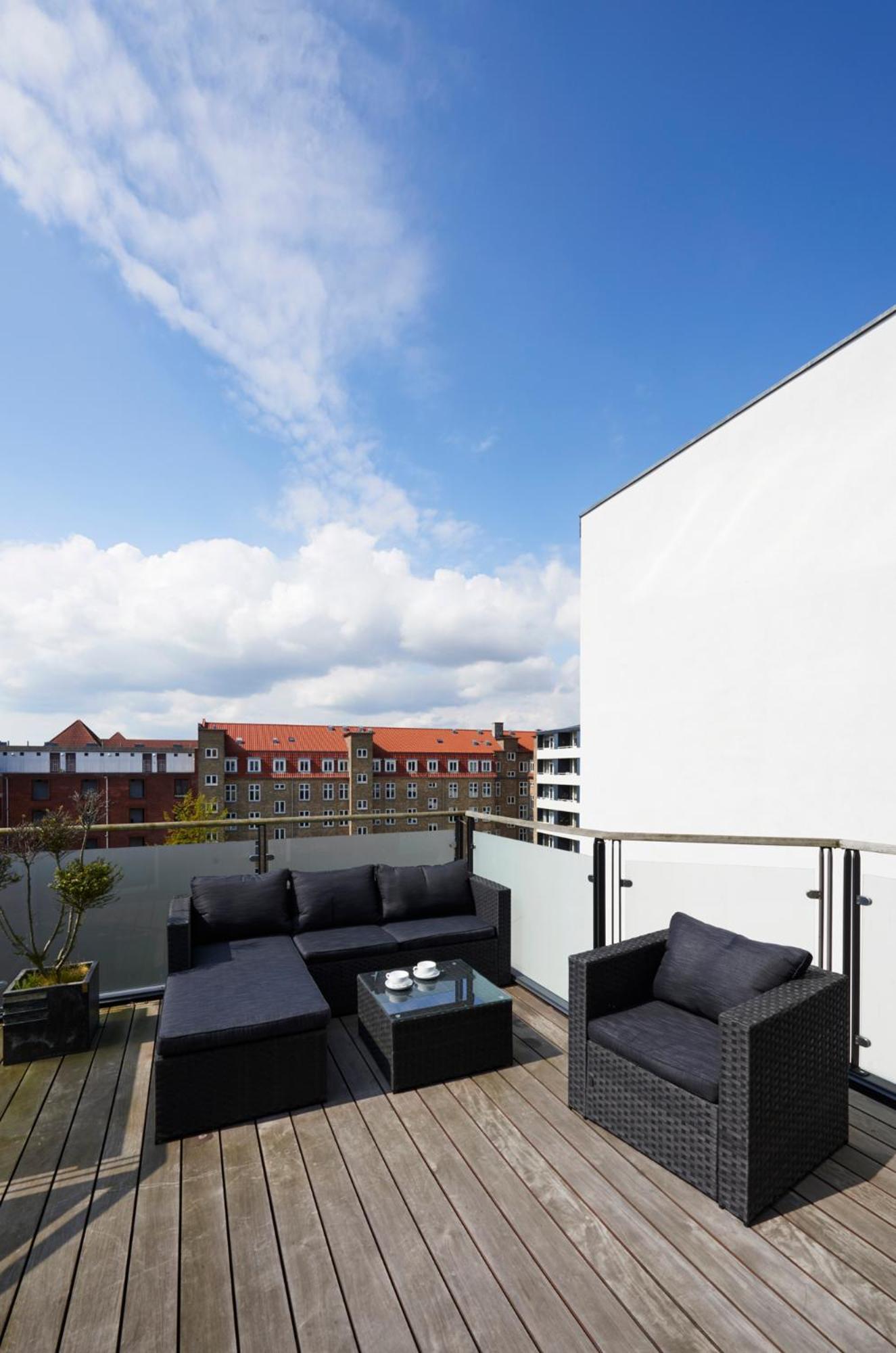2-bed Penthouse With Elevator And Private Terrace Appartement