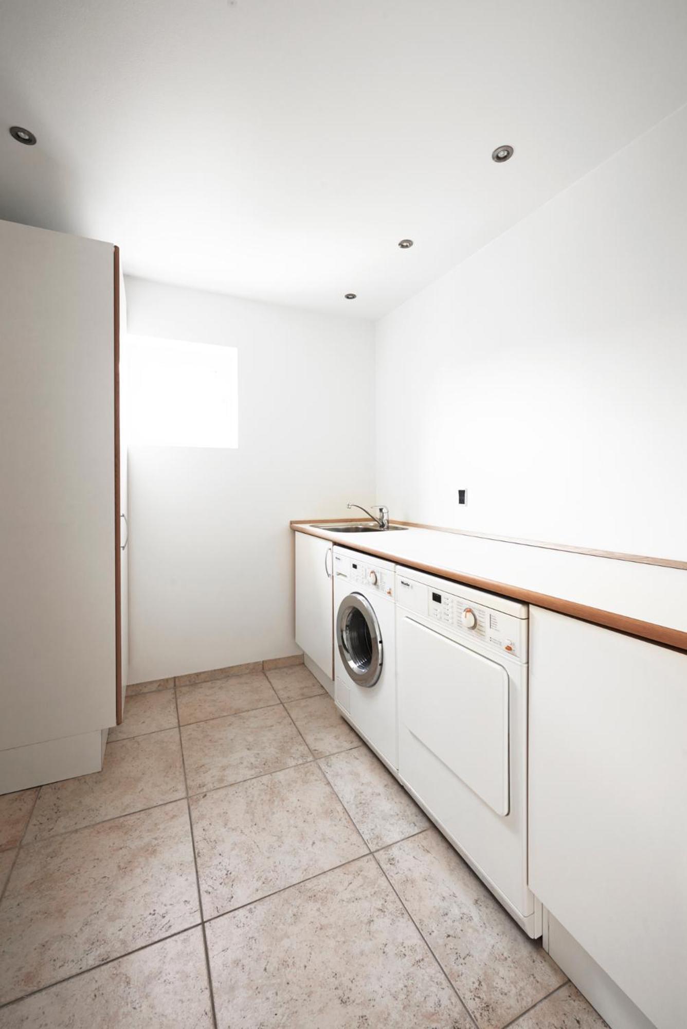 2-bed Penthouse With Elevator And Private Terrace Appartement